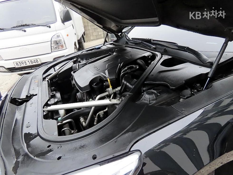 Genesis EQ9003.8 GDI AWD Premium Luxury - 19