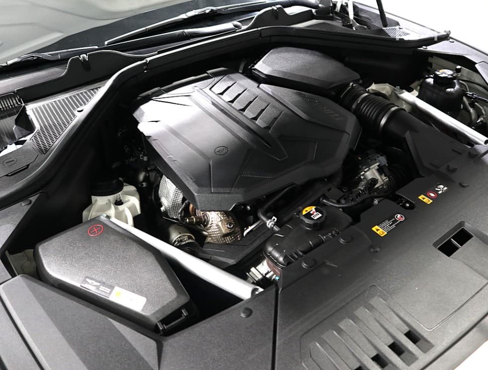 Genesis GV803.0 Diesel AWD - 6