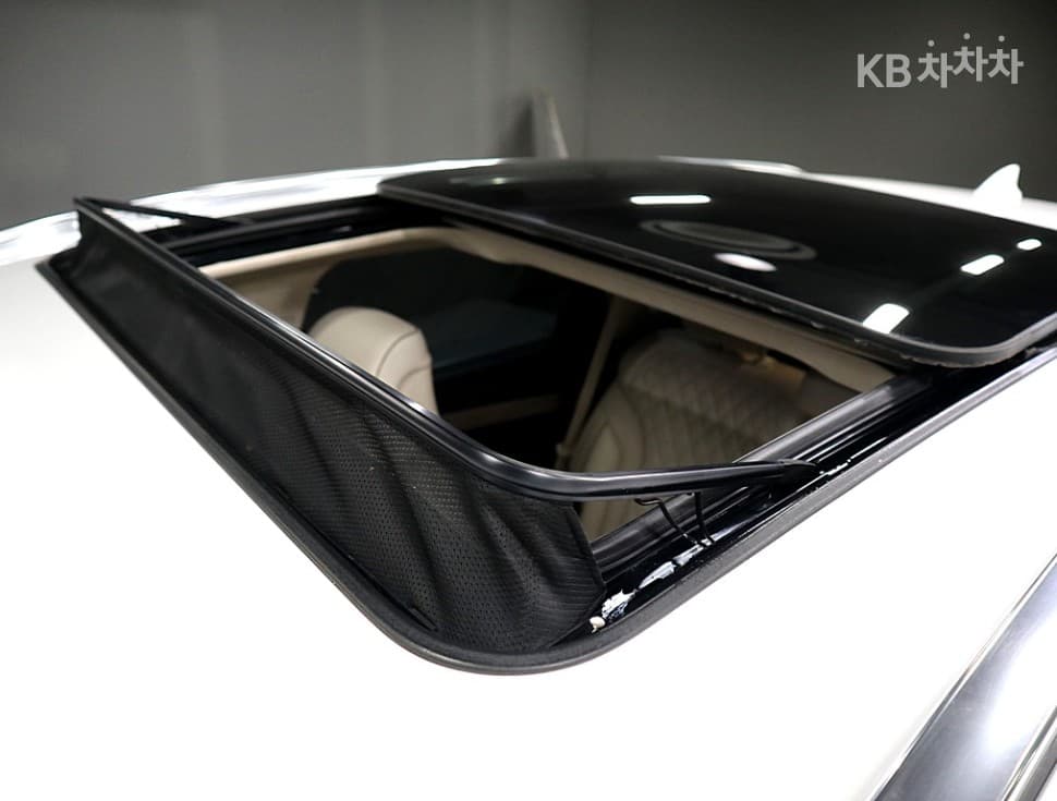 Genesis GV803.0 Diesel AWD - 17