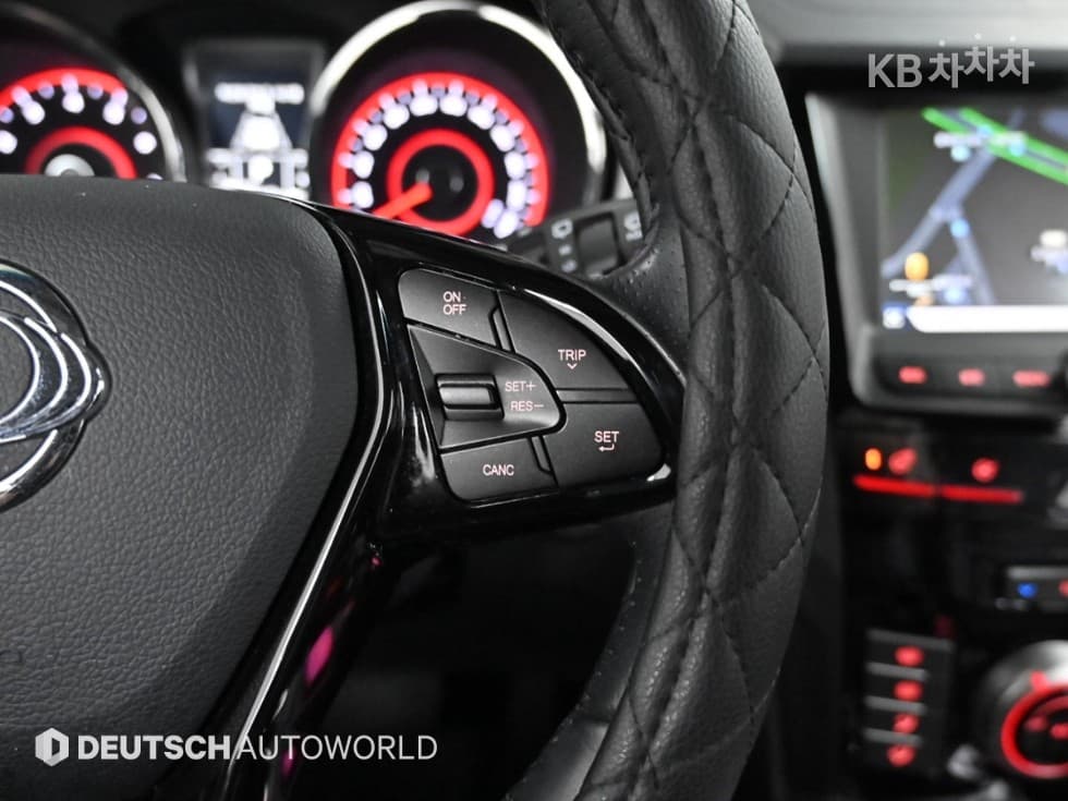 КейДжи Мобилити Тиволи 아머1.6 Бензин 기어 에디션 2WD - 16