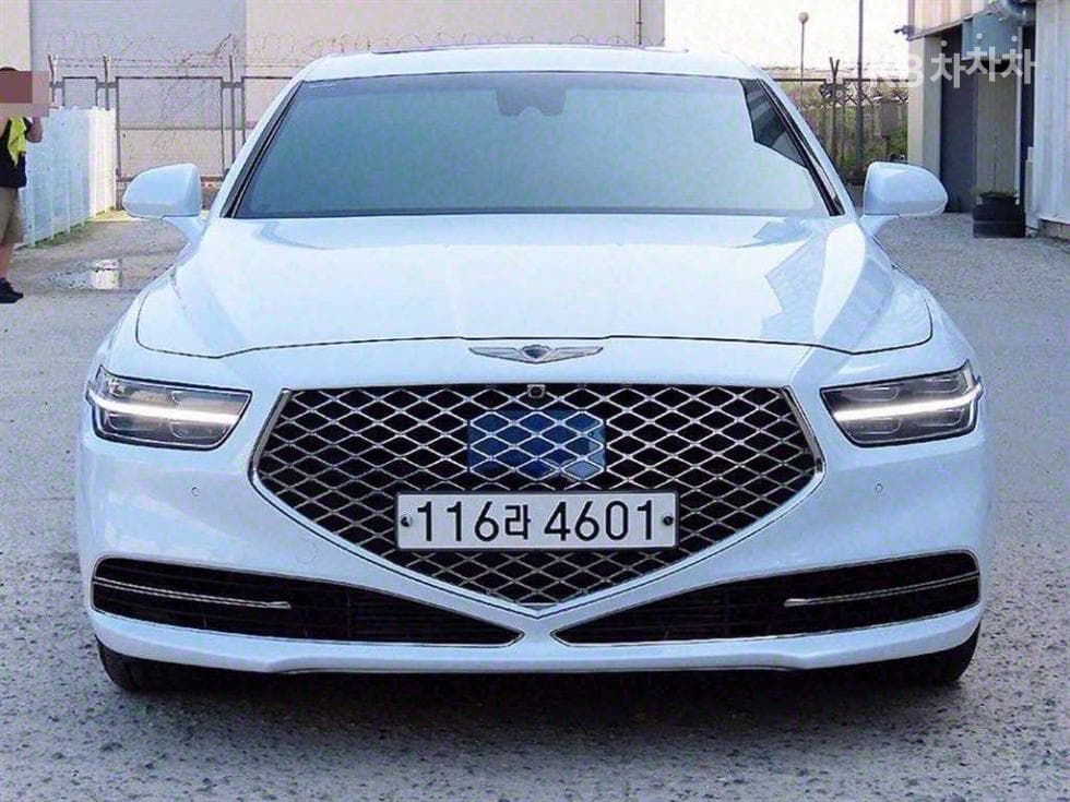 Дженезис G90 3.3T GDi AWD Премиум Люкс - Image 1