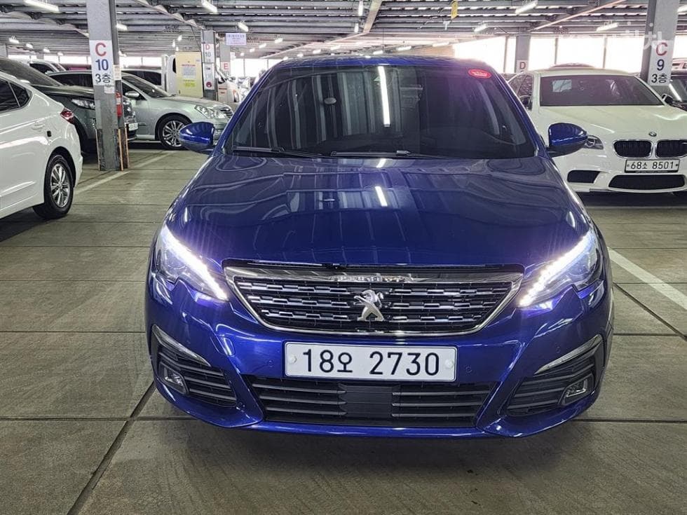 Peugeot 308 Второ поколение 1.5 BlueHDi Allure - Image 1