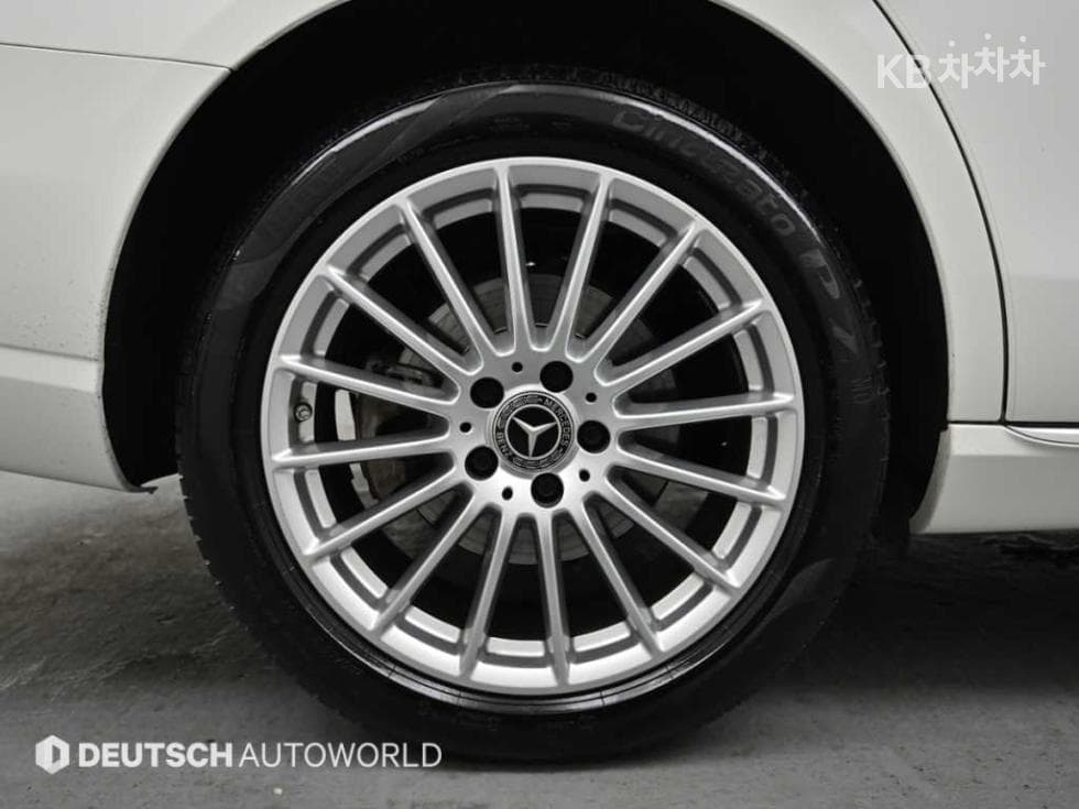 Mercedes-Benz E-Клас (W213)E250 Exclusive - 5