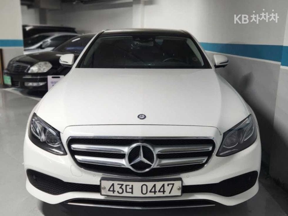 Mercedes-Benz E-Клас (W213) E300 Avantgarde - Image 1