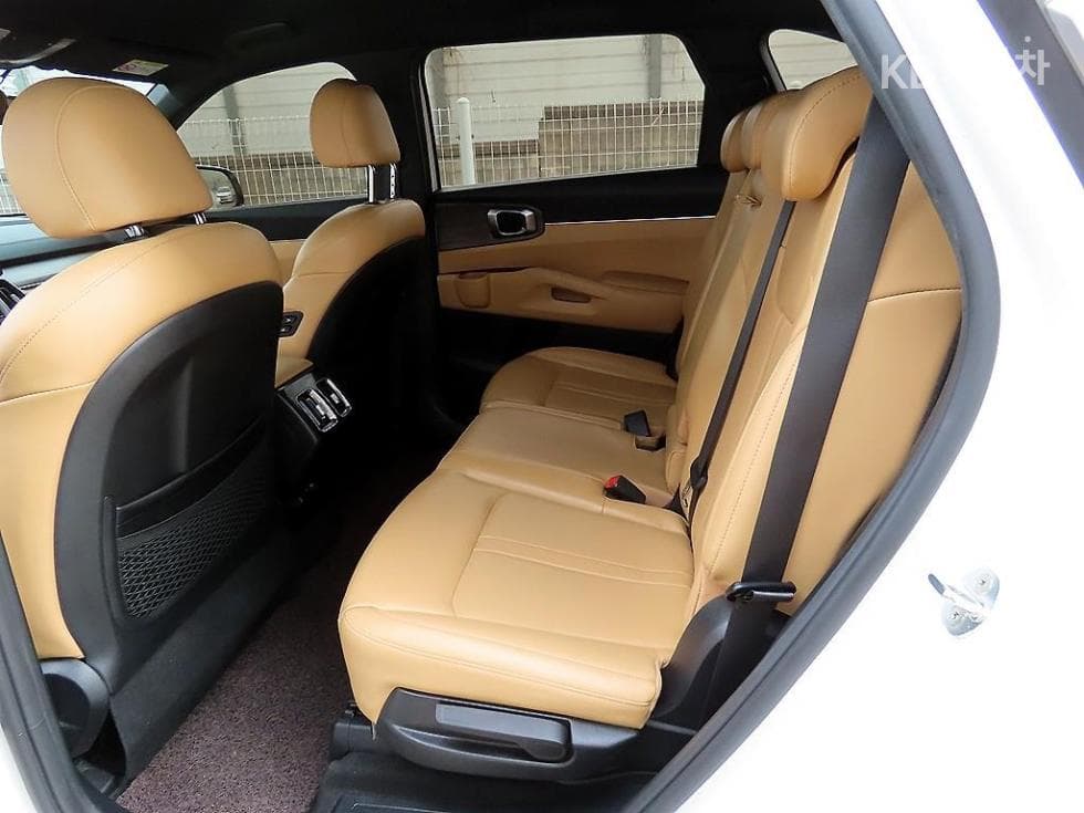 Kia Sorento 4th generation2.2 Diesel 2WD Prestige - 6