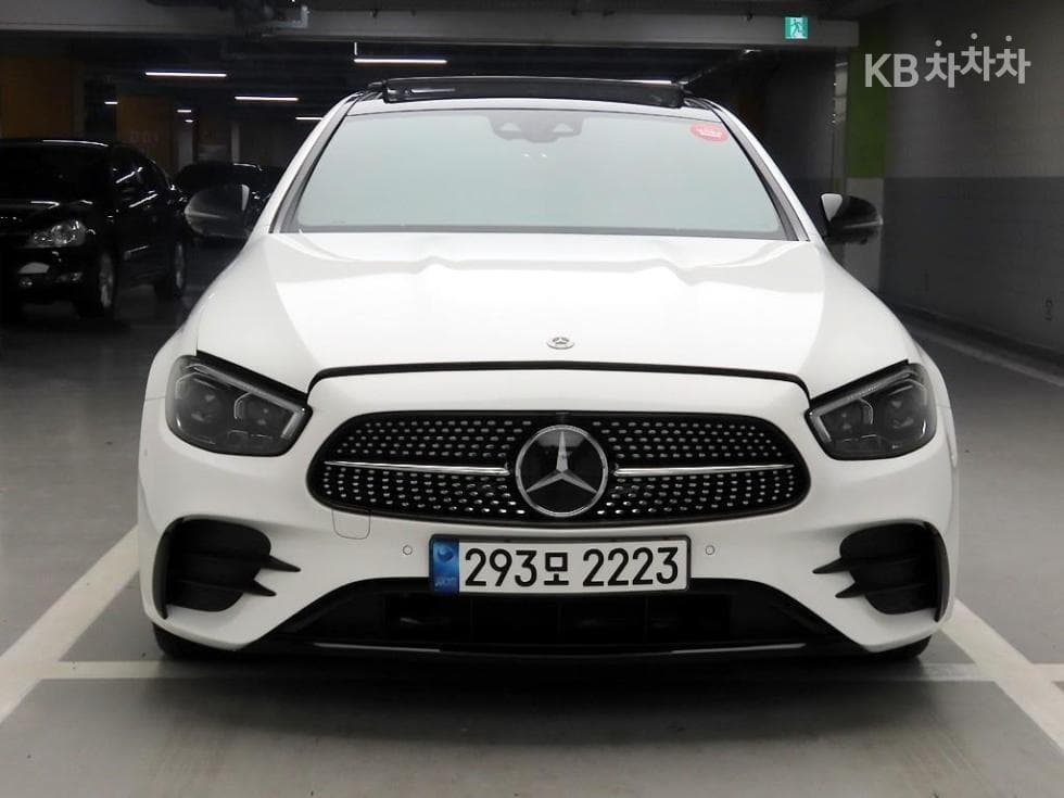 Mercedes-Benz E-Клас (W213) E350 4MATIC AMG Line - Image 1