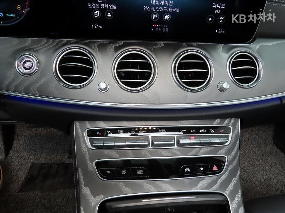 Mercedes-Benz E-Клас (W213)E350 4MATIC AMG Line - 10