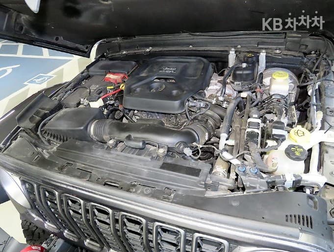 지프 랭글러 (JL)2.0 루비콘 하이 4도어 Standard - 17