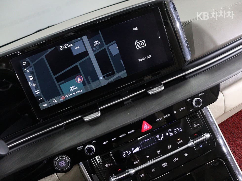 Kia Carnival 4th generationD2.2 9-seater Noblesse - 7
