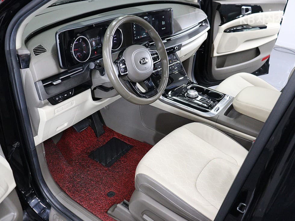 Kia Carnival 4th generationD2.2 9-seater Noblesse - 17