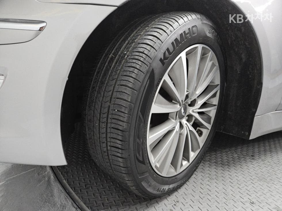 Hyundai GenesisBH330 PREMIUM Standard - 7