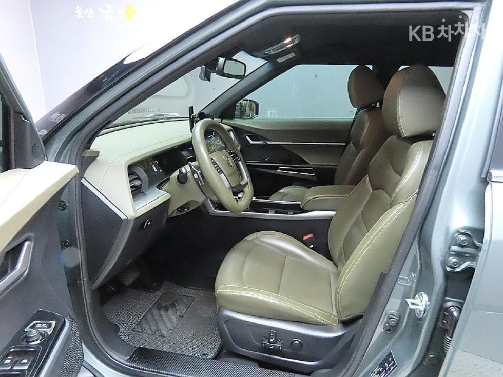 KG Mobility 토레스(J100)1.5 GDI Turbo T7 - 10
