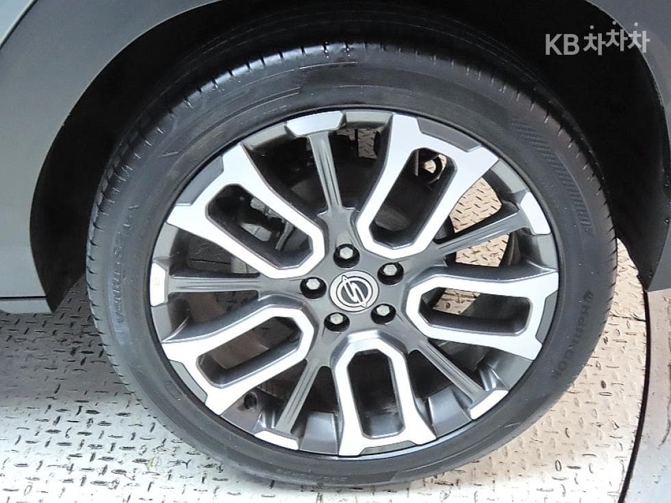 KG Mobility 토레스(J100)1.5 GDI Turbo T7 - 20