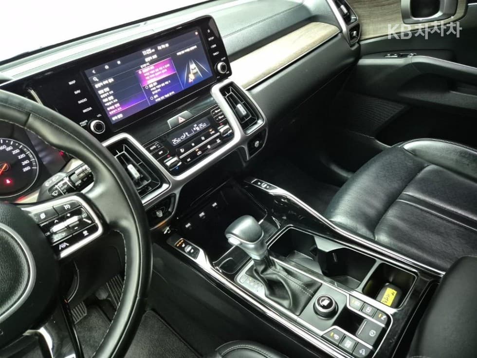 Киа Sorento 4-то поколение2.2 Дизел 2WD Престиж - 9