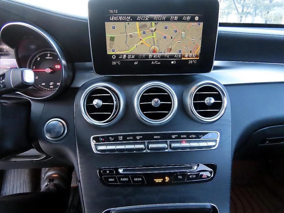 Mercedes-Benz GLC(X253)220 d 4Matic Premium - 13