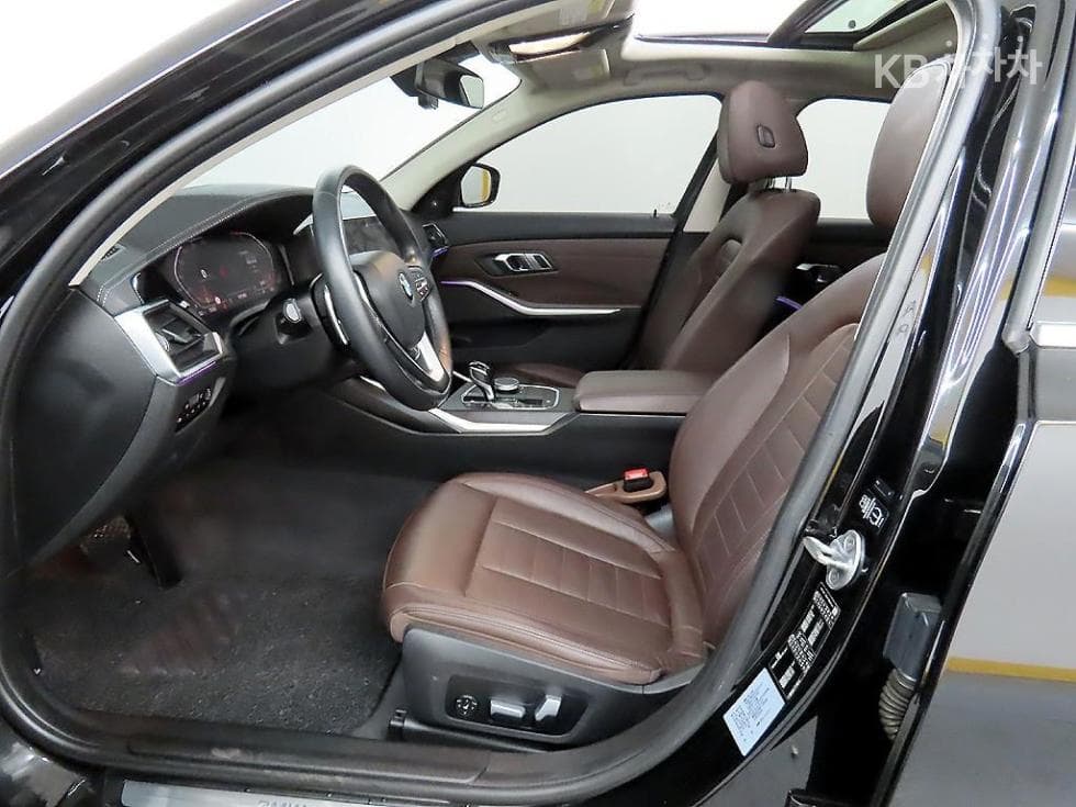 BMW 3 Серия (G20)320i Luxury - 5