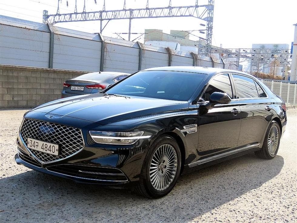 Genesis G90 3.8 GDi Luxury - Image 1