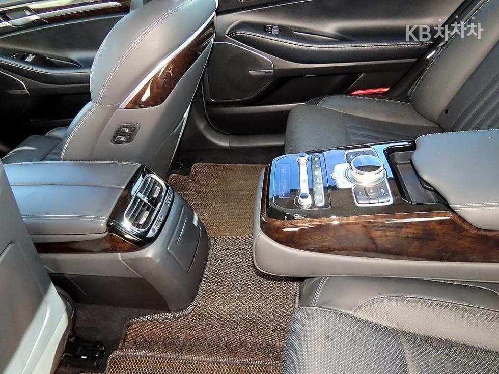 Genesis G903.8 GDi Luxury - 16
