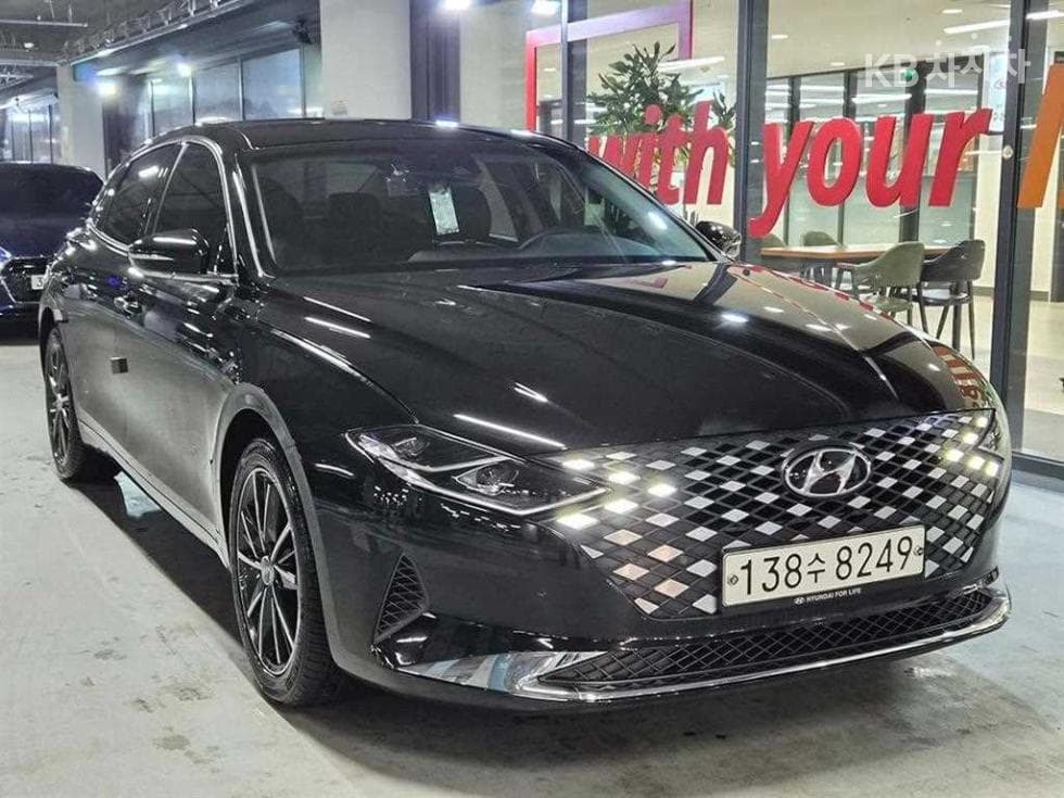 Hyundai The New (facelift) Grandeur (Azera) 3.3 Le Blanc - Image 1
