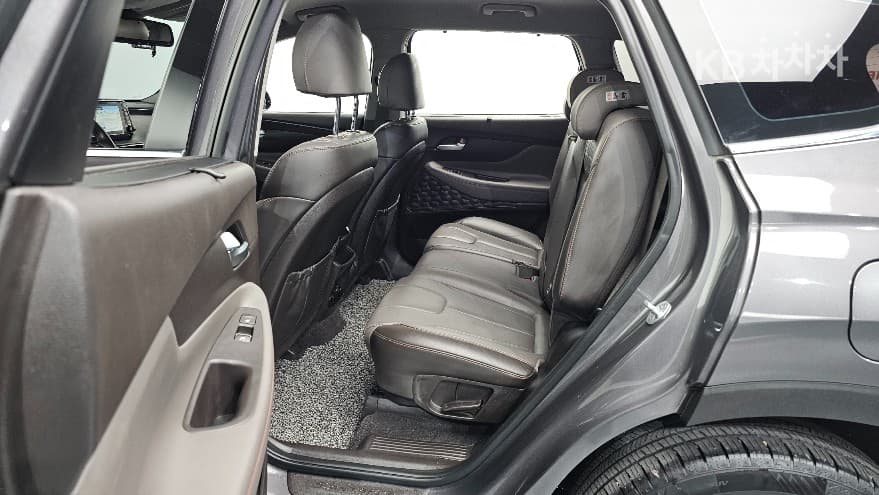 Hyundai Santa Fe TMDiesel 2.0 2WD Exclusive Special (special feature/edition) - 11