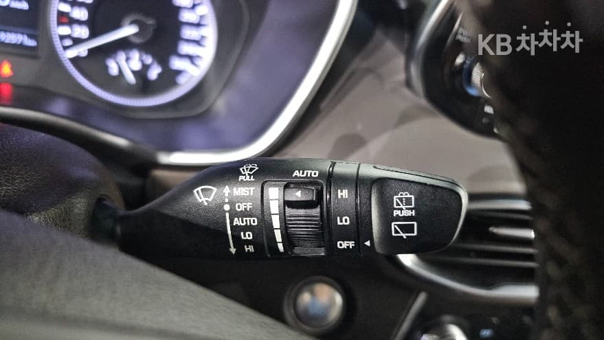 Hyundai Santa Fe TMDiesel 2.0 2WD Exclusive Special (special feature/edition) - 14