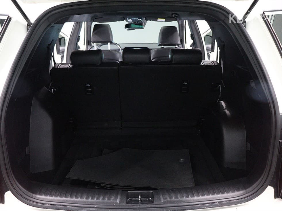 KG Mobility 토레스(J100)1.5 GDI Turbo AWD T5 - 5