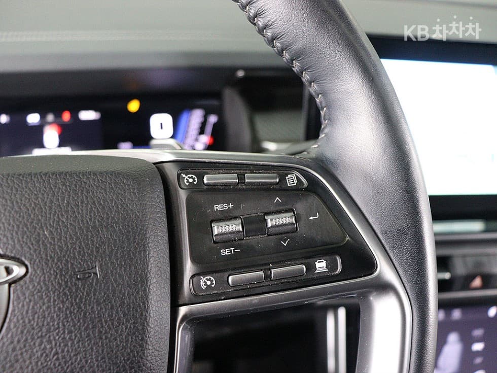 KG Mobility 토레스(J100)1.5 GDI Turbo AWD T5 - 7