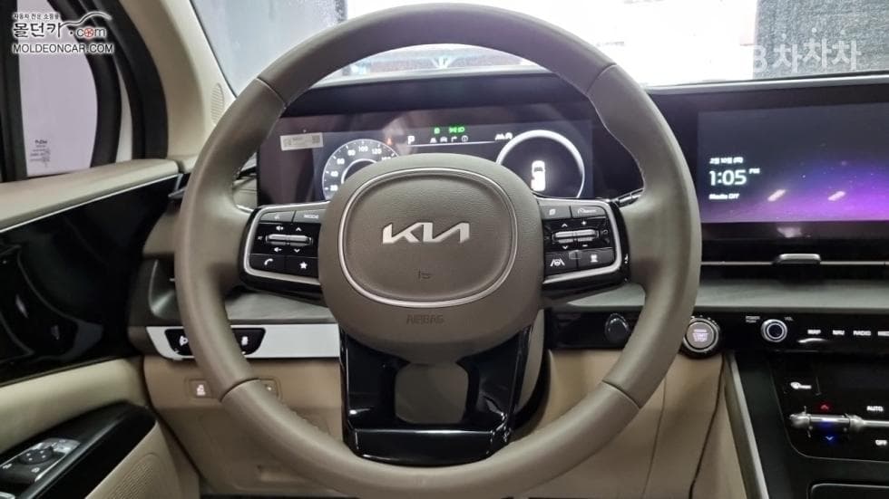 Kia Carnival 4th generationD2.2 9-seater Prestige - 11