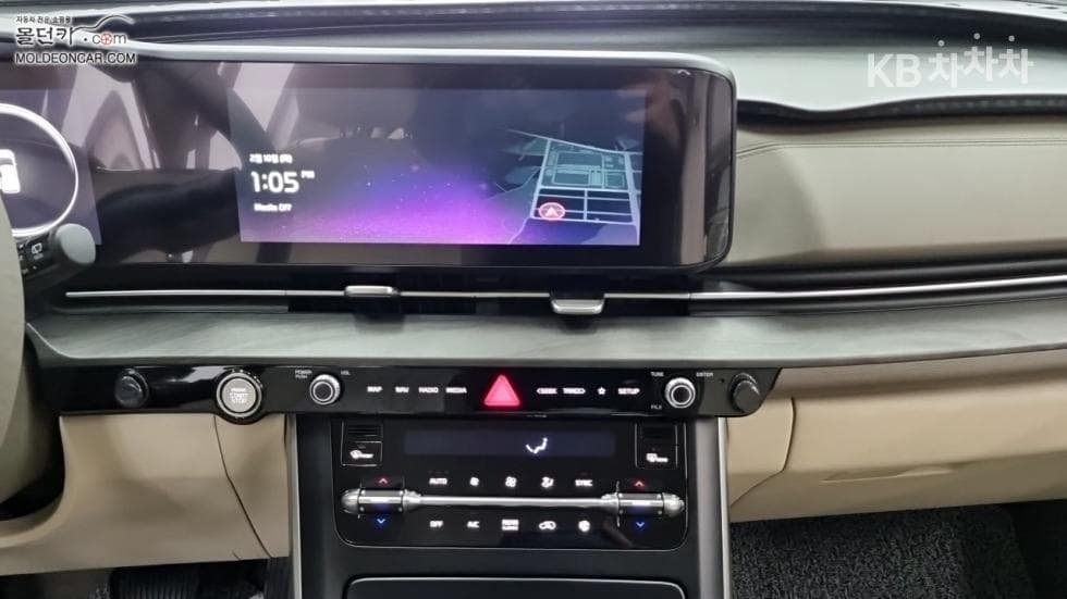 Kia Carnival 4th generationD2.2 9-seater Prestige - 12