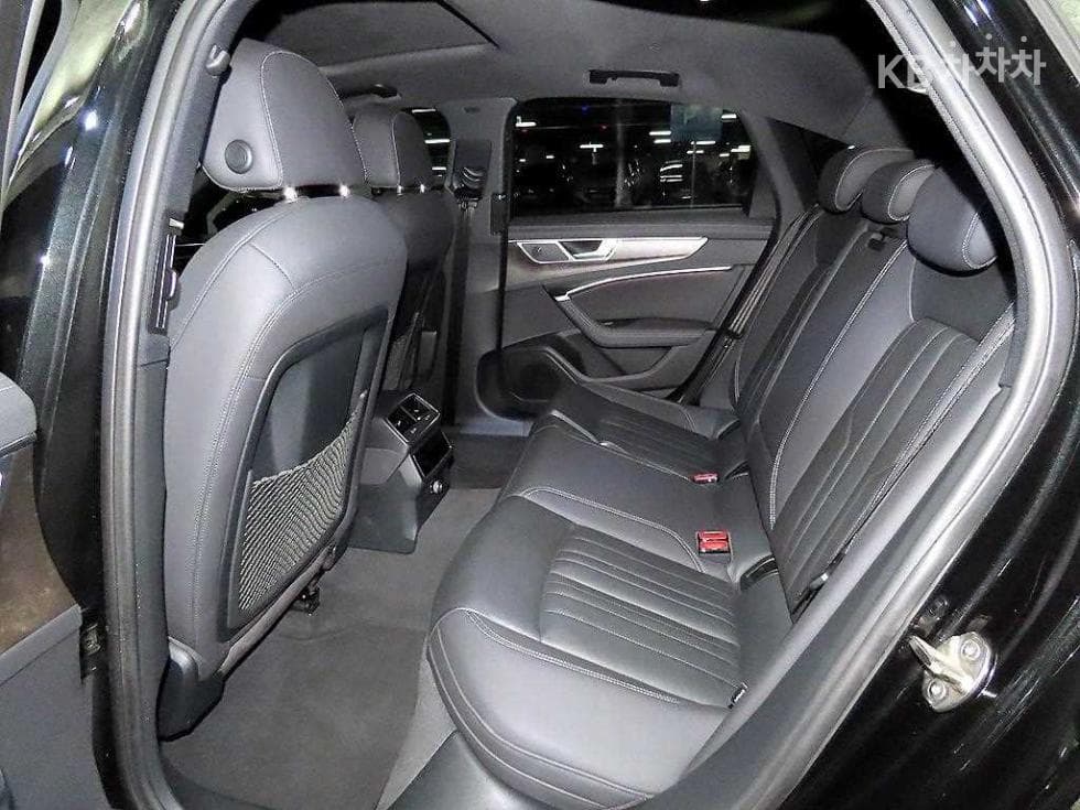 Audi A6(C8)45 Turbo Diesel Injection Quattro Premium - 7