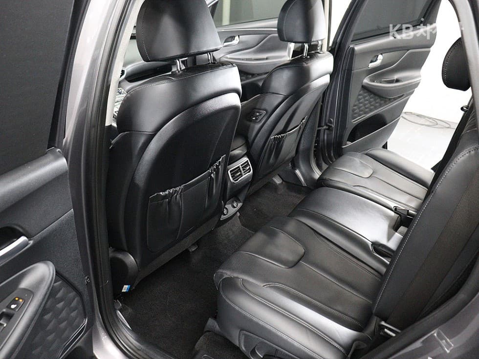 Hyundai The New (facelift) Santa Fe TMGasoline 2.5T 2WD Prestige - 10