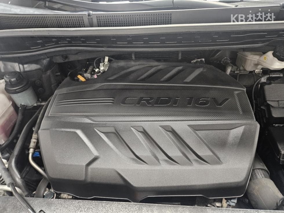 Kia The New (facelift) Carnival9-seater 2.2 Diesel Noblesse - 8