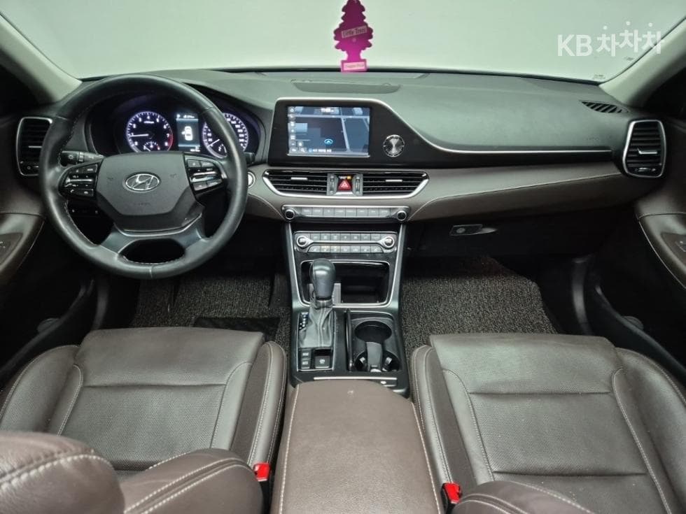Hyundai Grandeur (Azera)IG2.4 Exclusive Special (special feature/edition) - 7