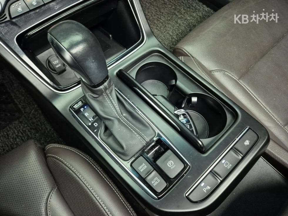 Hyundai Grandeur (Azera)IG2.4 Exclusive Special (special feature/edition) - 8