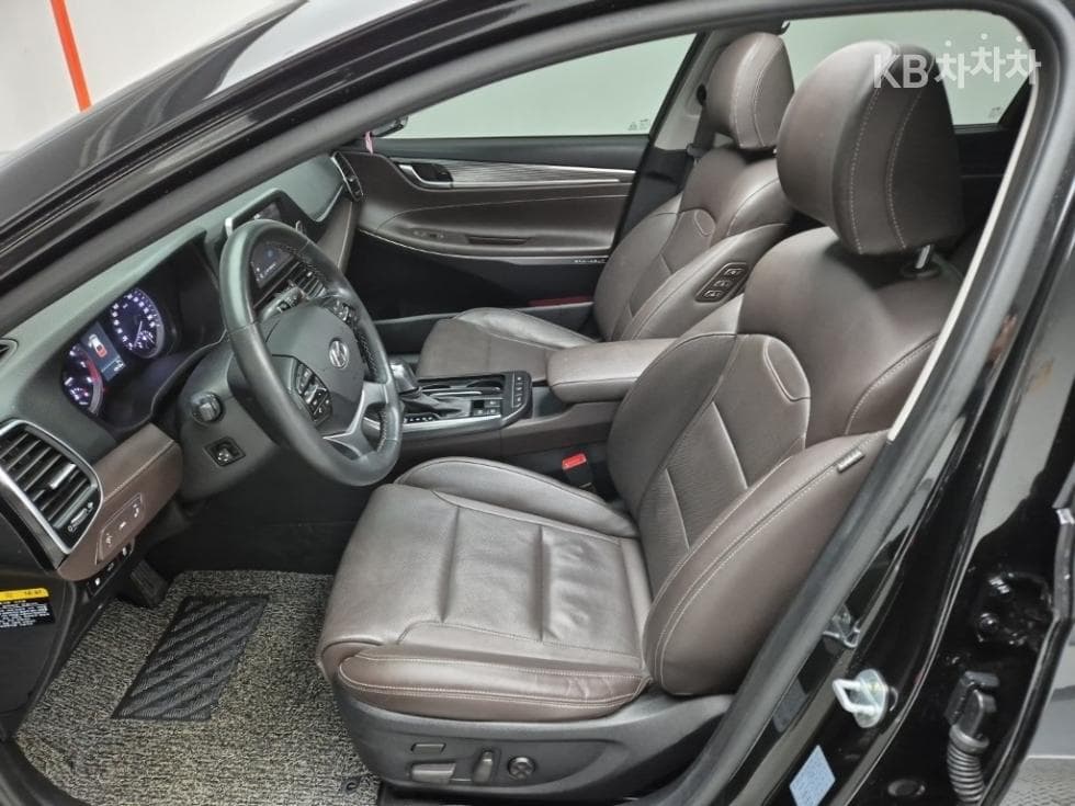 Hyundai Grandeur (Azera)IG2.4 Exclusive Special (special feature/edition) - 11