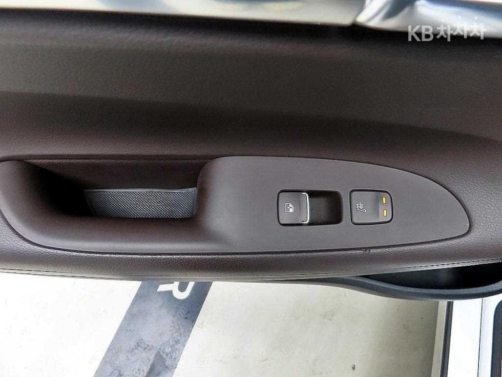 Хюндай The New (фейслифт) Grandeur (Azera)LPi 3.0 Premium - 12