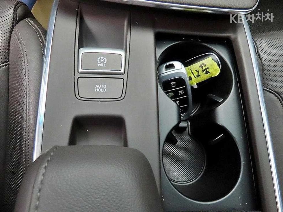 Хюндай The New (фейслифт) Grandeur (Azera)LPi 3.0 Premium - 13
