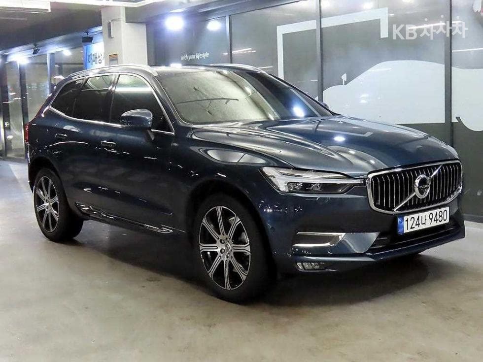 Volvo XC60 Second generation B6 Inscription - Image 1