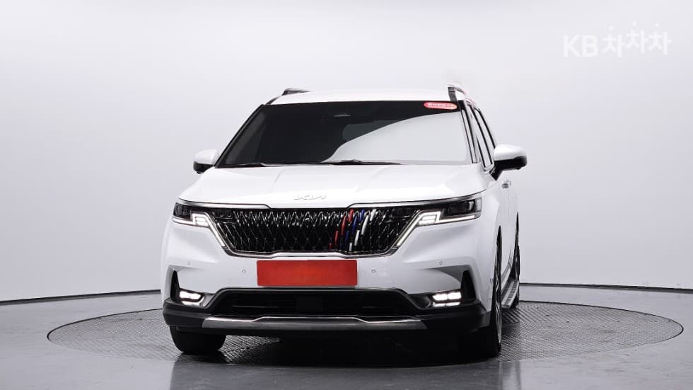 Kia Carnival 4th generationD2.2 9-seater Signature - 2