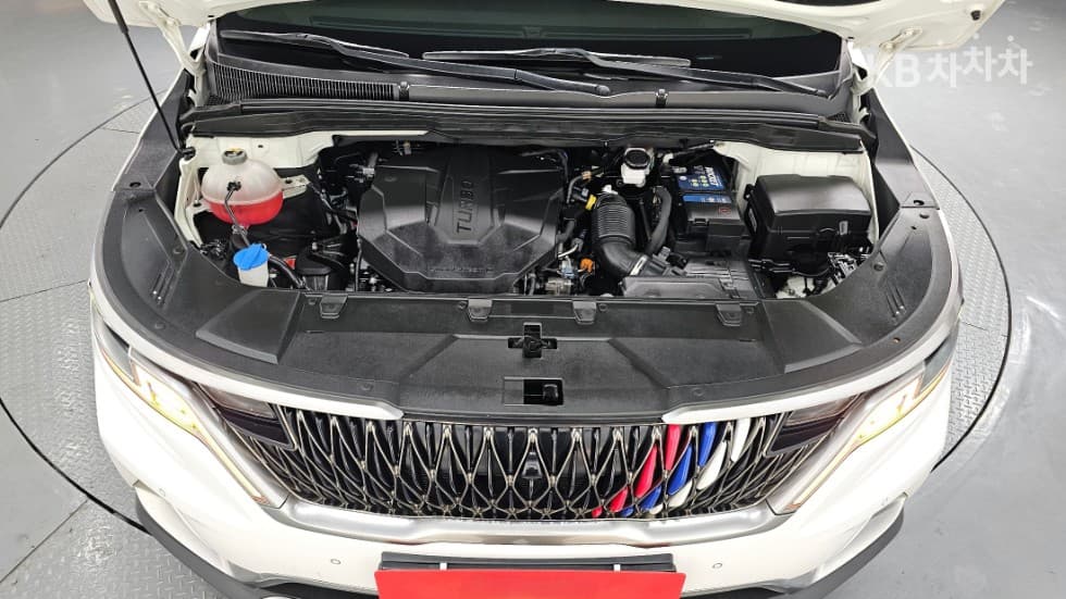Kia Carnival 4th generationD2.2 9-seater Signature - 6