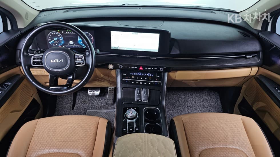 Kia Carnival 4th generationD2.2 9-seater Signature - 8