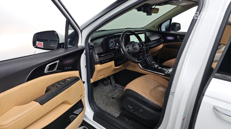 Kia Carnival 4th generationD2.2 9-seater Signature - 11