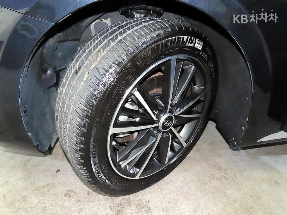 Hyundai The New (facelift) Grandeur (Azera)2.5 Exclusive - 20