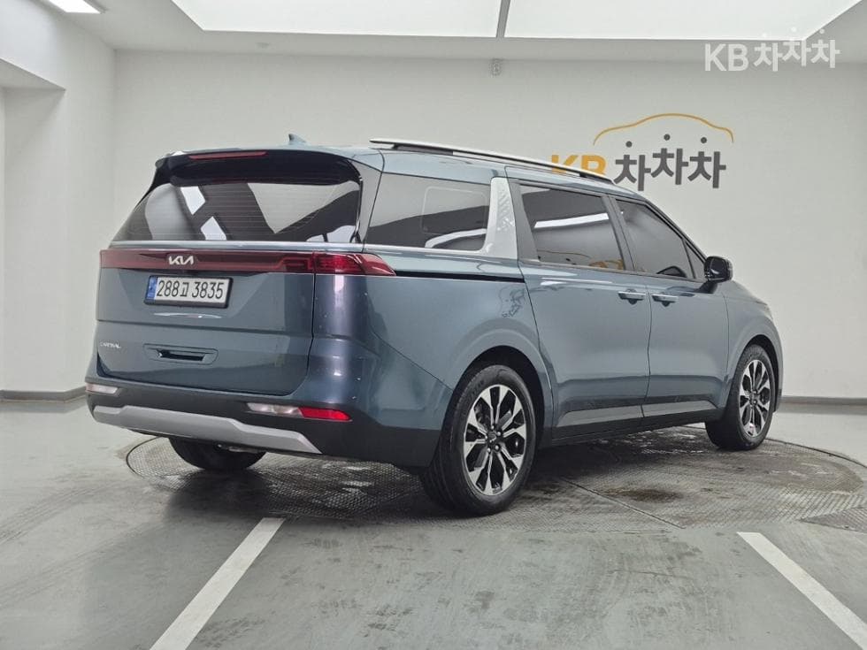 Kia Carnival 4th generationD2.2 9-seater Prestige - 4