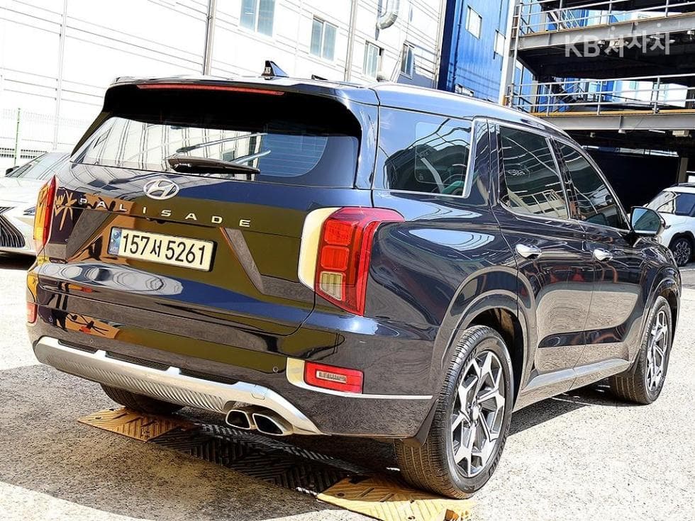 Hyundai Palisade2.2 Diesel 7-seater (Limousine) Calligraphy - 4