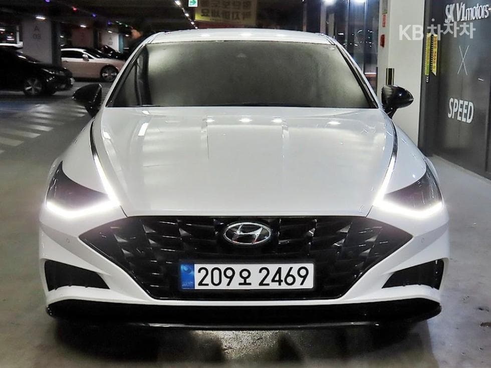 Хюндай Соната (DN8)1.6 T Premium 패밀리 - 2