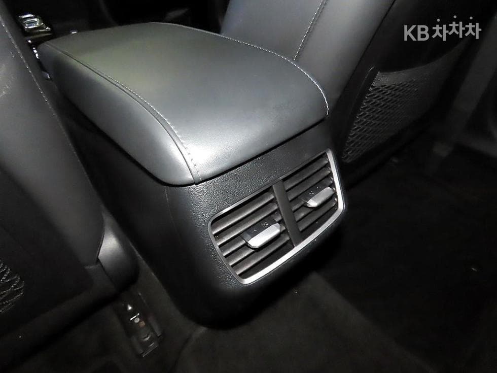 Хюндай Соната (DN8)1.6 T Premium 패밀리 - 16