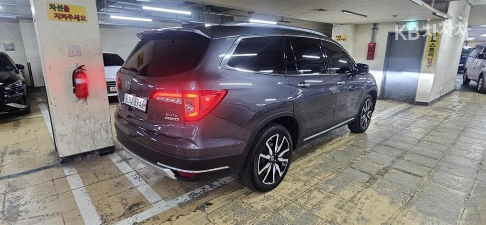 혼다 파일럿(3rd Gen)3.5 V6 4WD Elite - 3