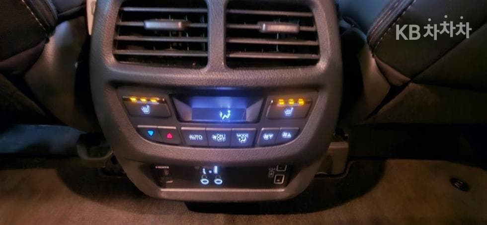 혼다 파일럿(3rd Gen)3.5 V6 4WD Elite - 12