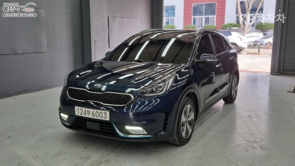 Kia Niro 1.6 PHEV Noblesse - Image 1